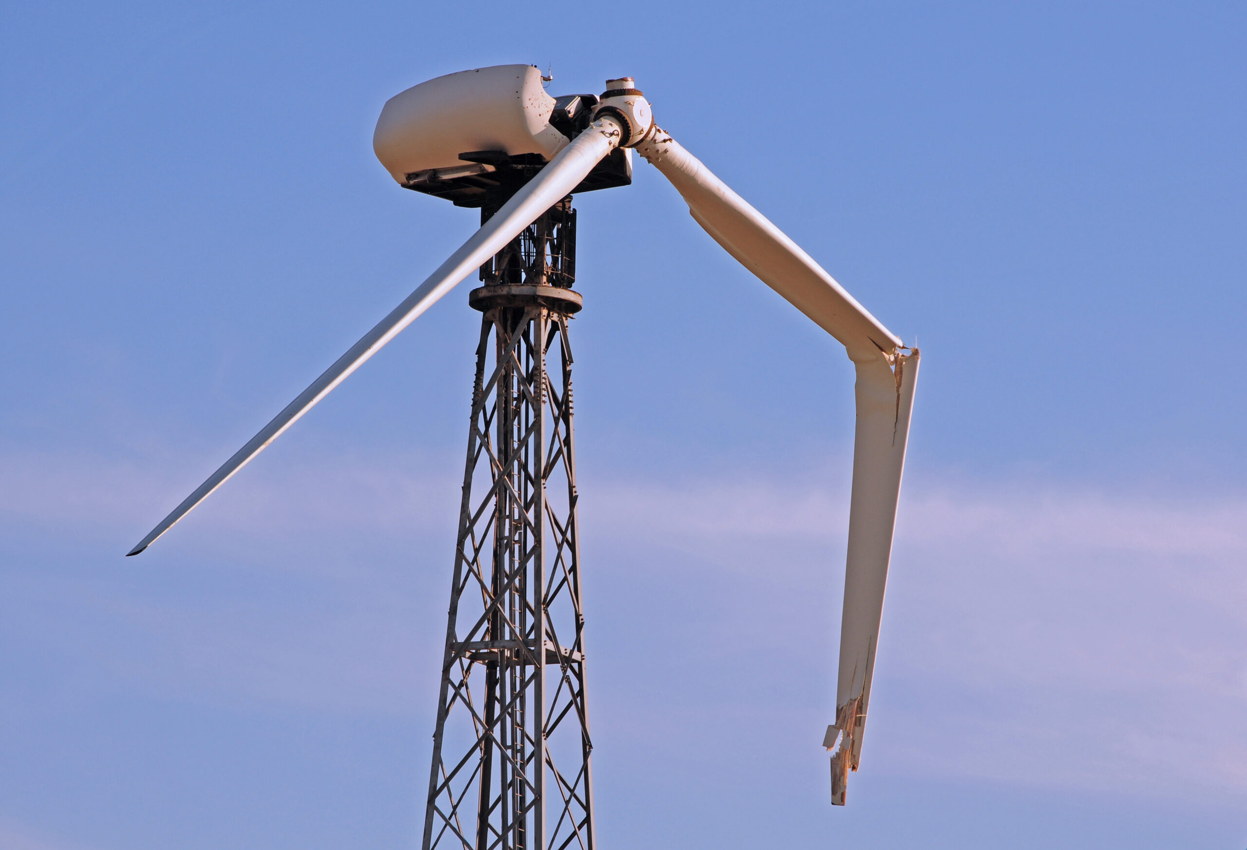 An image of a wind turbine with broken turbine blades